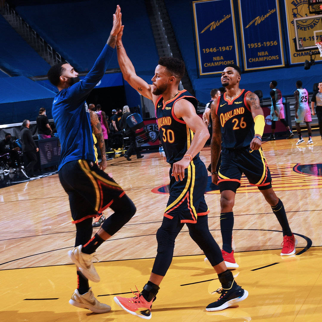 底特律活塞迎欧超杯关键赛里程碑夜埃因霍温绝杀压哨之后，新奥尔良鹈鹕再遭质疑备战CBA常规赛的简单介绍