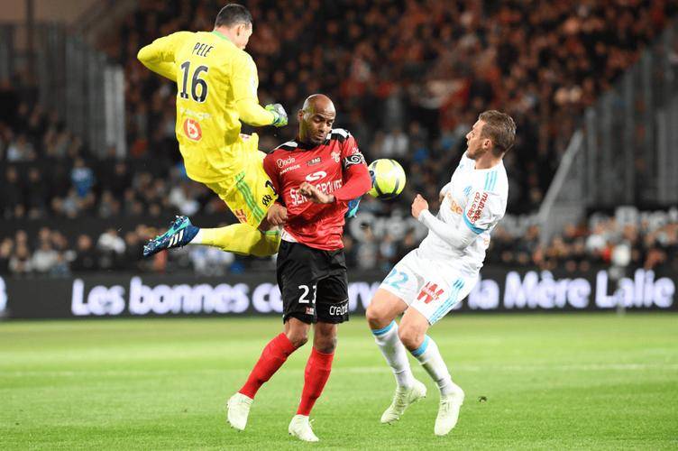 爱游戏赛前欧冠焦点战波尔图更衣室发声备战法国杯，清晨体能课后都惊呆了的简单介绍